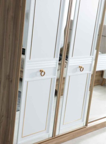 Manyas Wardrobe `